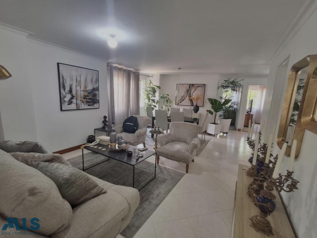 Apartamento en venta Antioquia Medellín El Velodromo 115 m2 Habitaciones 3 Baños 3 Garajes 2 Precio $640000000