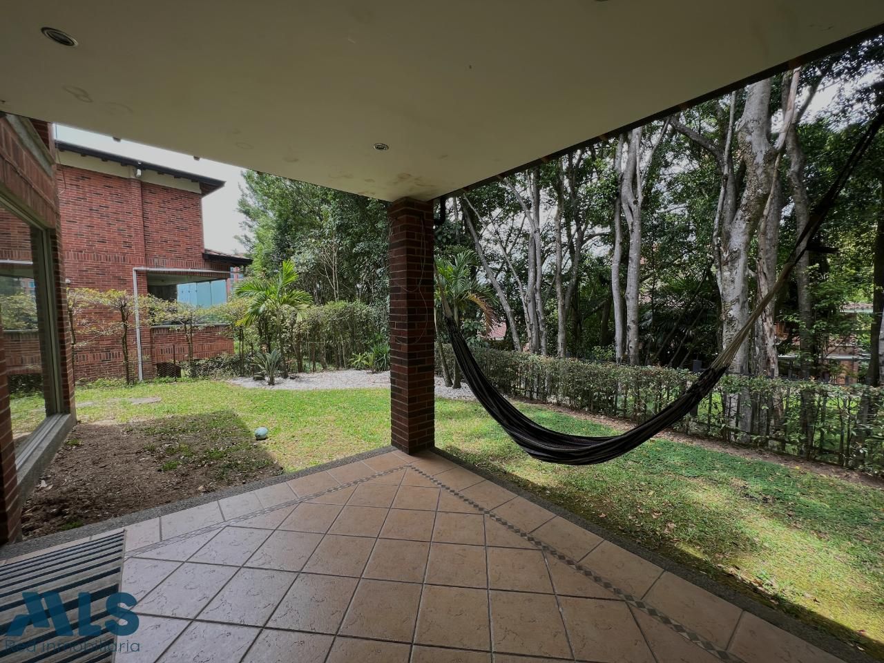 Casa en venta Antioquia Medellín Altos Del Poblado 520 m2 Habitaciones 5 Baños 5 Garajes 2 Precio $3150000000