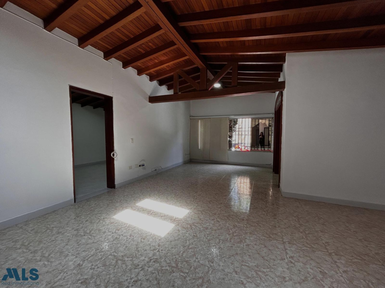 Casa en venta Antioquia Medellín Cuarta Brigada 186 m2 Habitaciones 4 Baños 3 Garajes 1 Precio $815000000