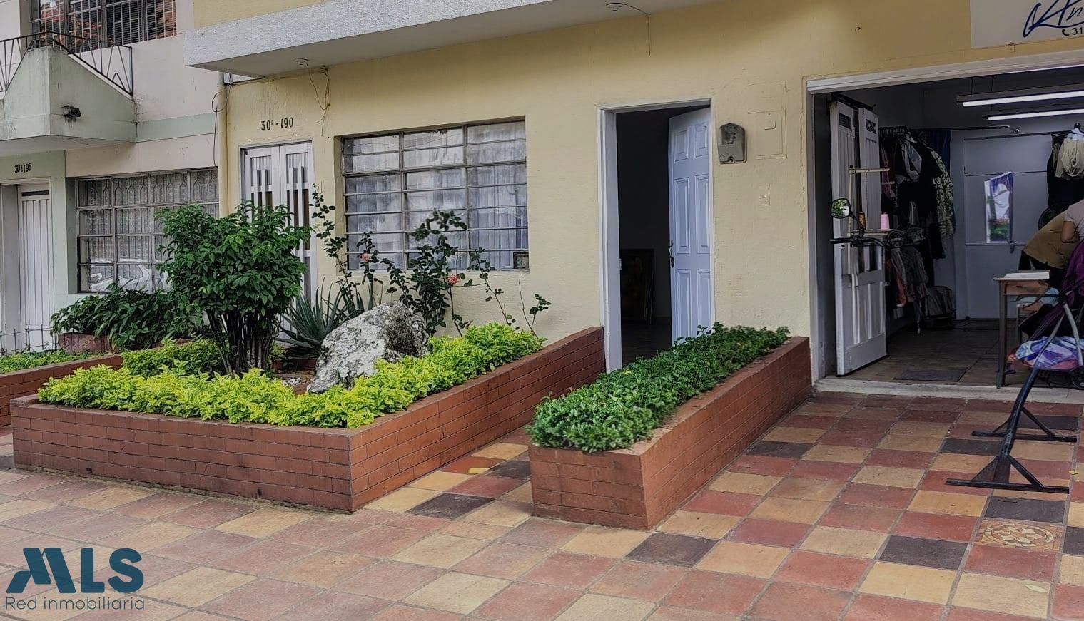 Casa en venta Antioquia Medellín Rosales 195 m2 Habitaciones 5 Baños 1 Garajes 1 Precio $1700000000