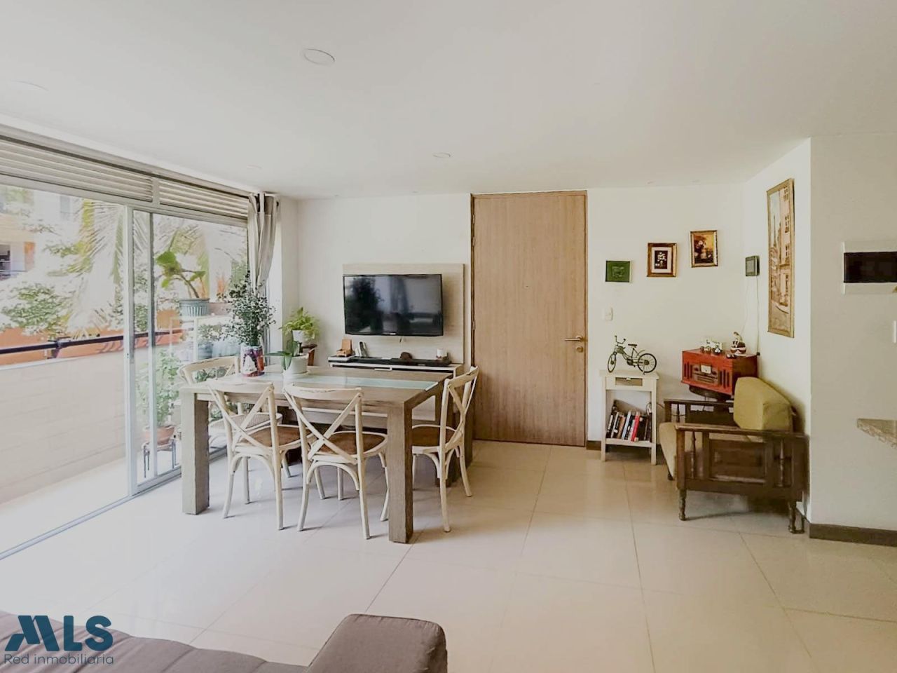Apartamento en venta Antioquia Medellín La Floresta 86 m2 Habitaciones 3 Baños 2 Garajes 0 Precio $580000000