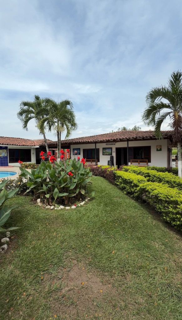Casa Campestre en venta Valle Del Cauca Palmira Palmira 500 m2 Habitaciones 7 Baños 7 Garajes 0 Precio $1200000000