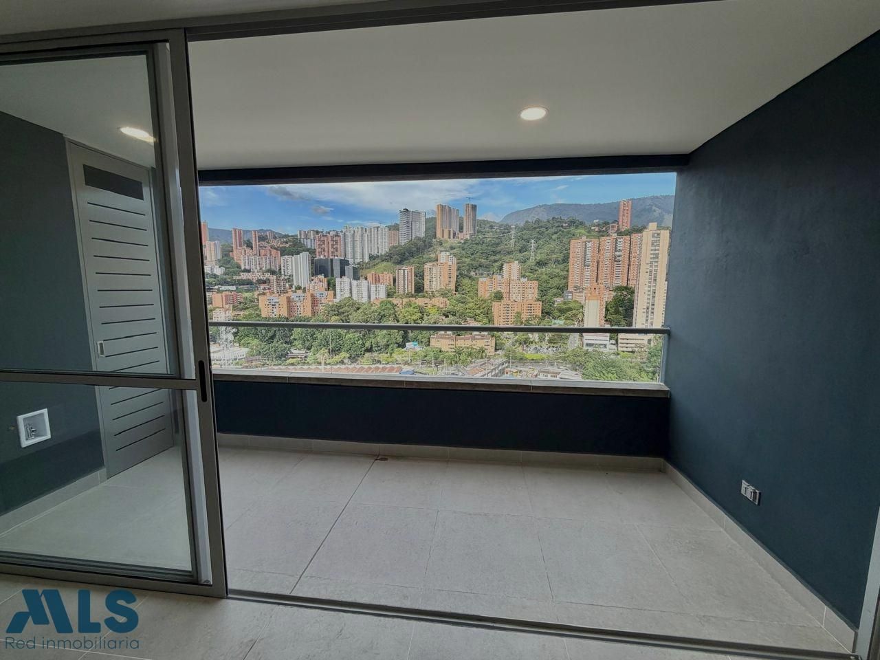 Inmuebles en Remate Apartamento en venta Antioquia Medellín Simesa 105 m2 Habitaciones 3 Baños 2 Garajes 2 Precio $1170000000