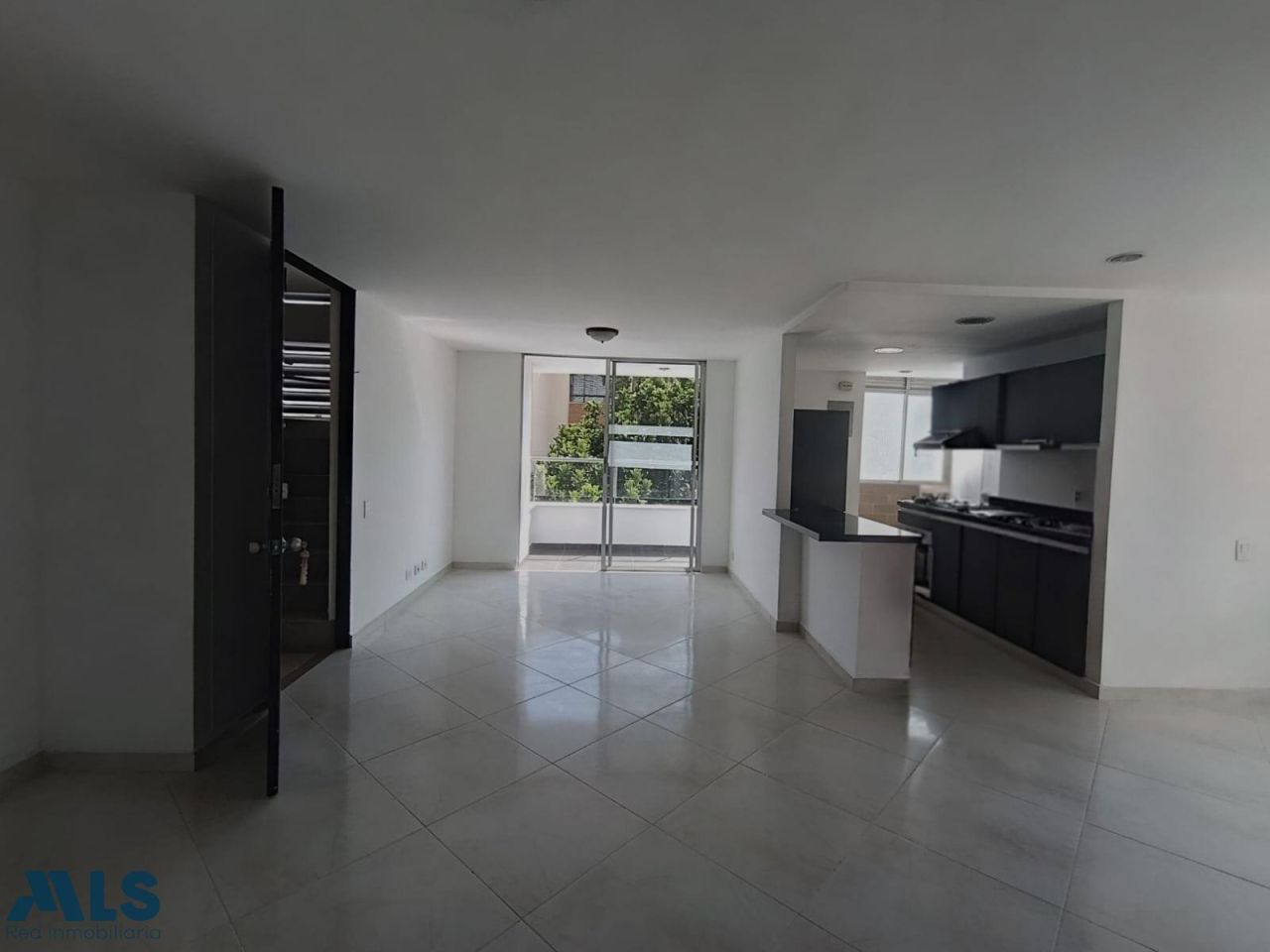 Apartamento en venta Antioquia Medellín Estadio 81 m2 Habitaciones 2 Baños 2 Garajes 1 Precio $630000000
