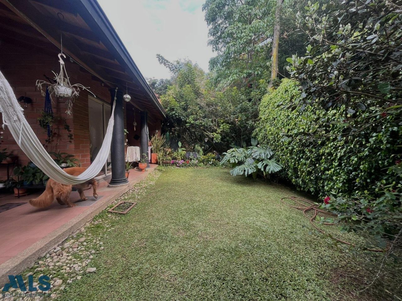 Casa en venta Antioquia Medellín San Lucas 198 m2 Habitaciones 3 Baños 4 Garajes 2 Precio $1540000000