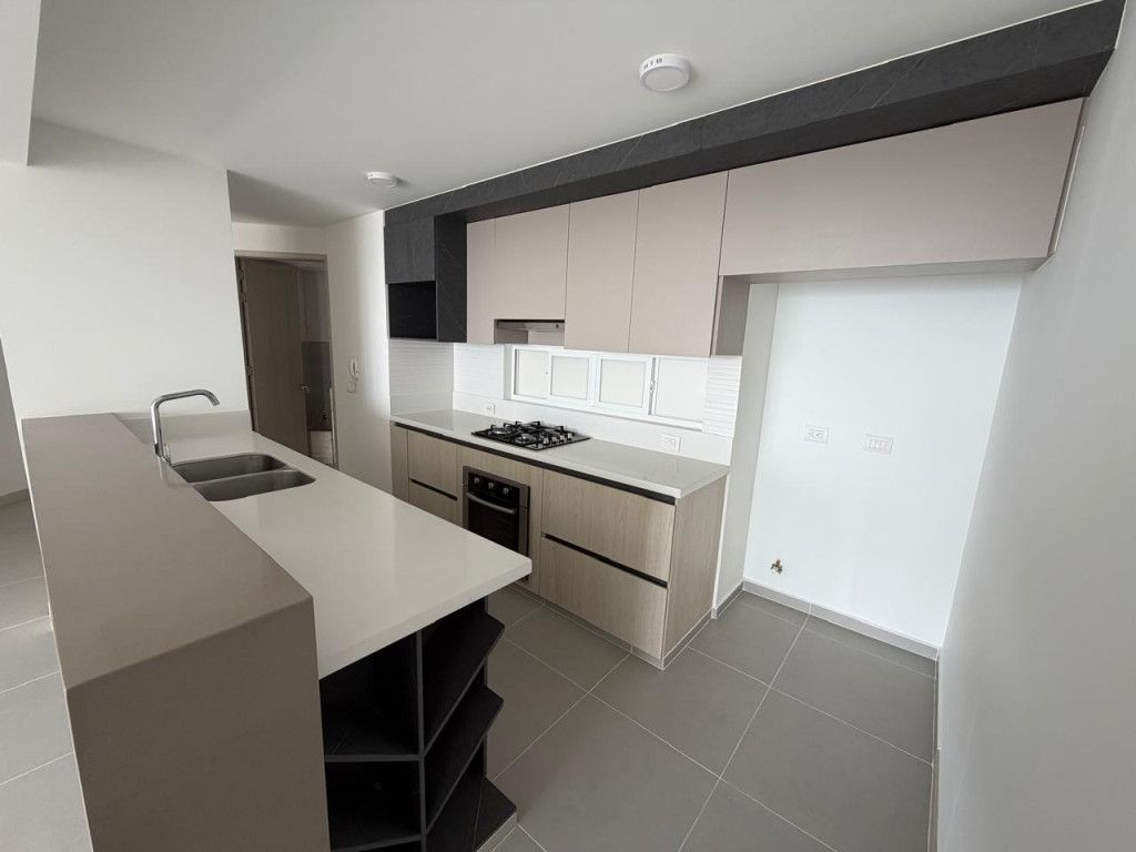 Apartamento en venta Valle Del Cauca Cali Parcelaciones Pance 116 m2 Habitaciones 3 Baños 4 Garajes 2 Precio $910000000