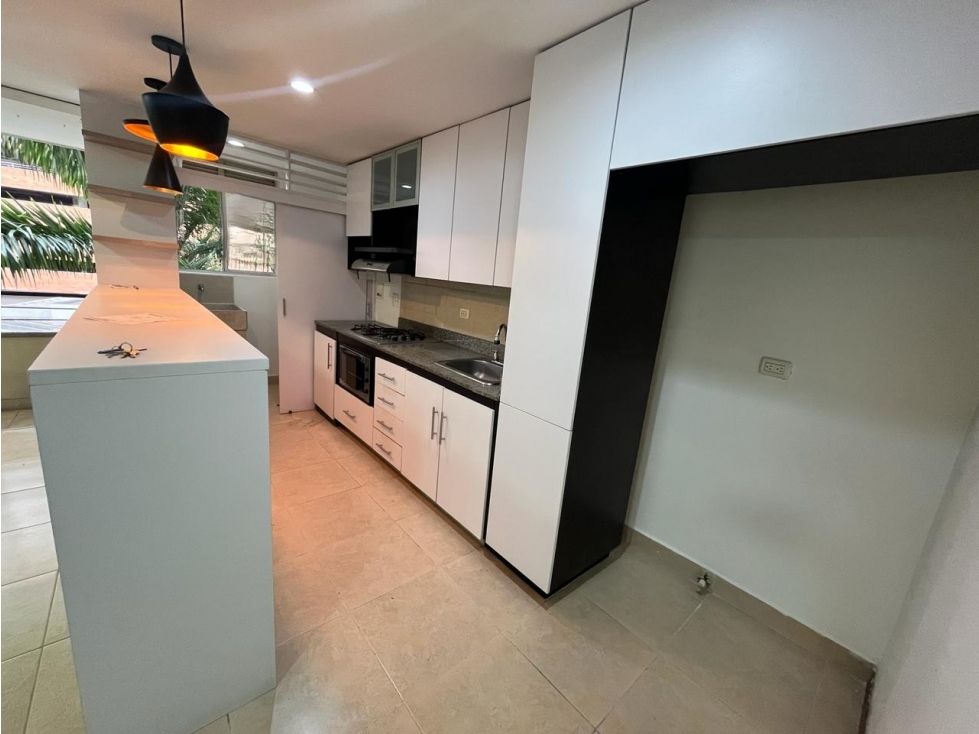 Apartamento en arriendo Antioquia Envigado Uribe Ángel 75 m2 Habitaciones 3 Baños 2 Garajes 1 Precio $3600000