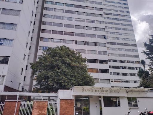 Apartamento en arriendo Cundinamarca Bogotá Las Nieves 82 m2 Habitaciones 3 Baños 2 Garajes 0 Precio $2800000