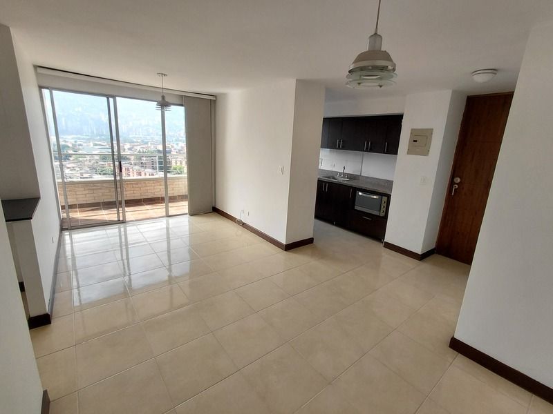 Apartamento en arriendo Antioquia Itagüí Ub Praderas De Guayabal 70 m2 Habitaciones 3 Baños 2 Garajes 1 Precio $3000000