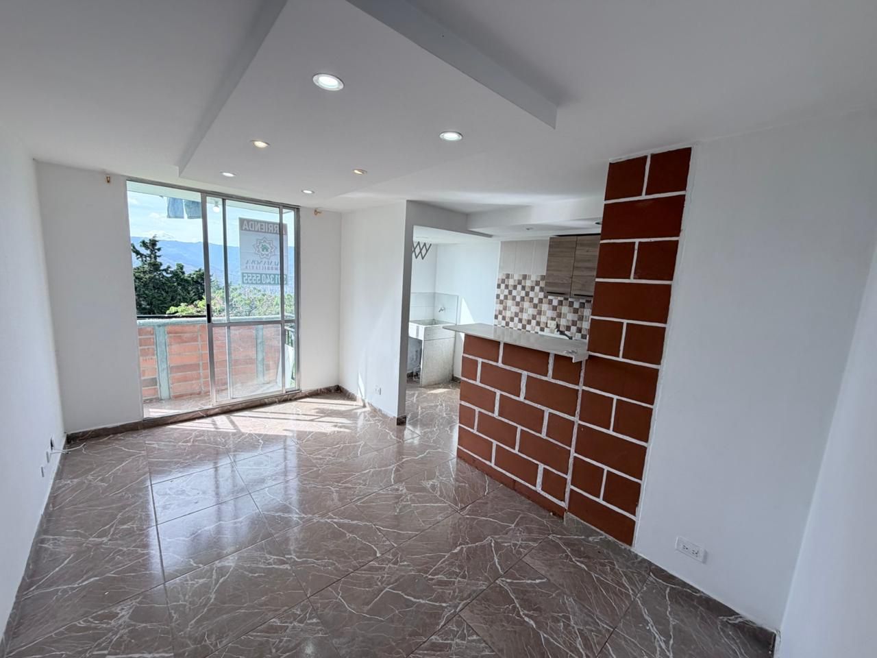 Apartamento en arriendo Antioquia Medellín Pajarito 45 m2 Habitaciones 2 Baños 1 Garajes 0 Precio $800000