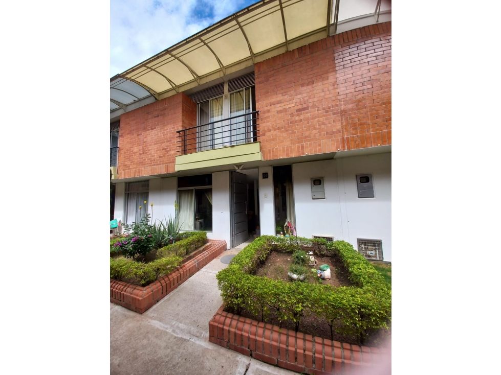 Casa en arriendo Santander Floridablanca Cr Valverdi 86 m2 Habitaciones 3 Baños 3 Garajes 1 Precio $2040000