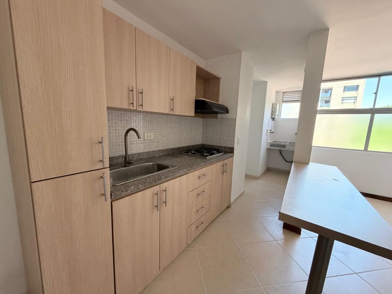 Apartaestudio en arriendo Antioquia Medellín Florida Nueva 50 m2 Habitaciones 1 Baños 1 Garajes 1 Precio $2000000