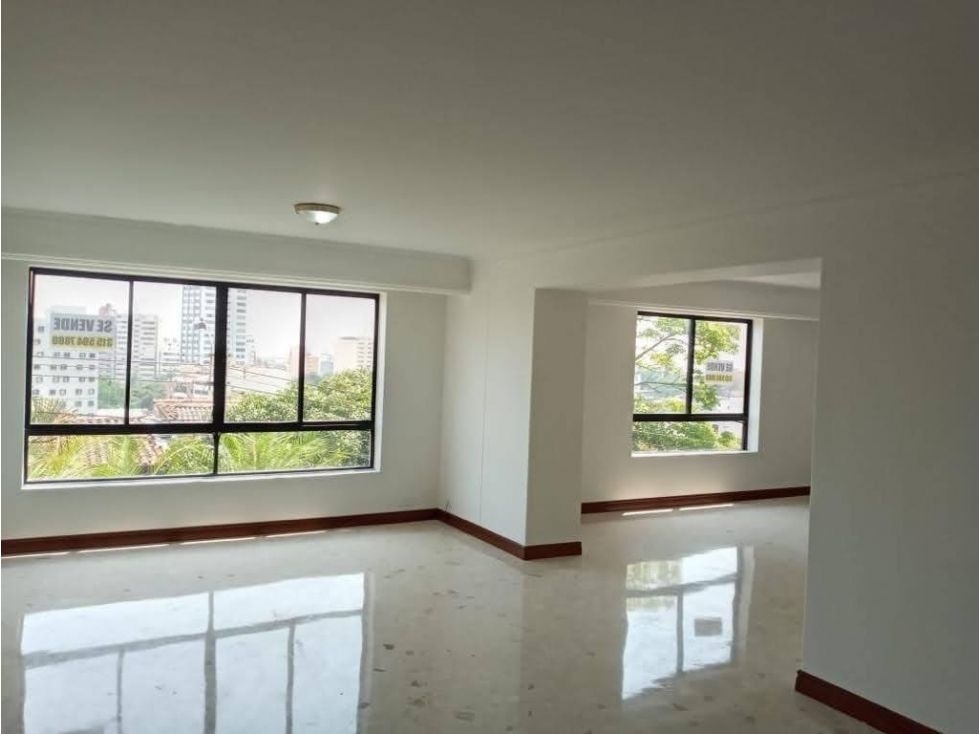 Casa en arriendo o venta Valle Del Cauca Cali Centenario 181 m2 Habitaciones 3 Baños 3 Garajes 2 Precio venta $750000000 Precio arriendo $5400000