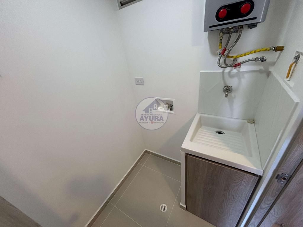 Apartamento en arriendo Antioquia Itagüí Zona Industrial 1 70 m2 Habitaciones 3 Baños 2 Garajes 1 Precio $3200000