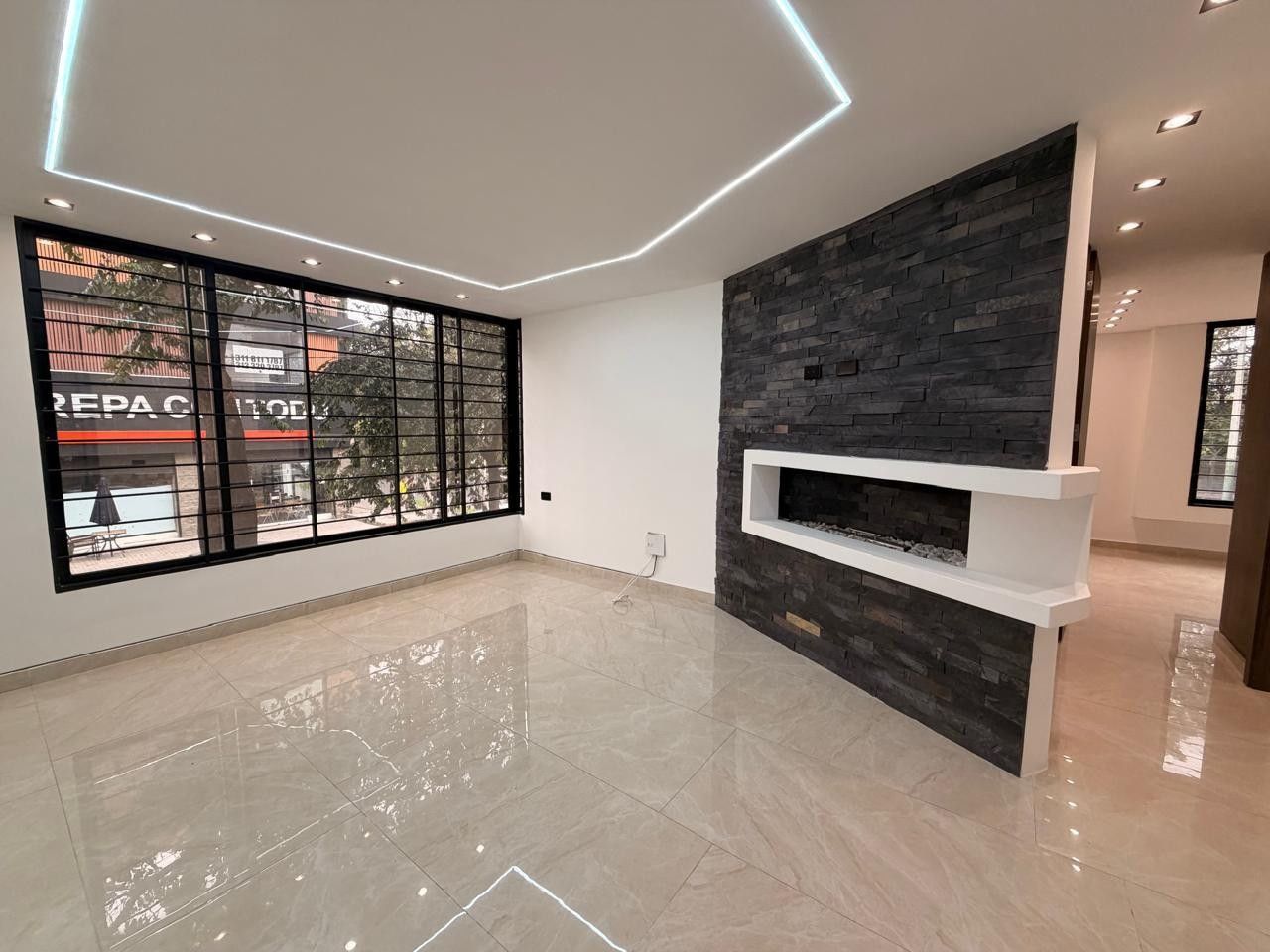 Apartamento en arriendo Cundinamarca Bogotá Nuevo Contry 114 m2 Habitaciones 3 Baños 2 Garajes 2 Precio $3600000
