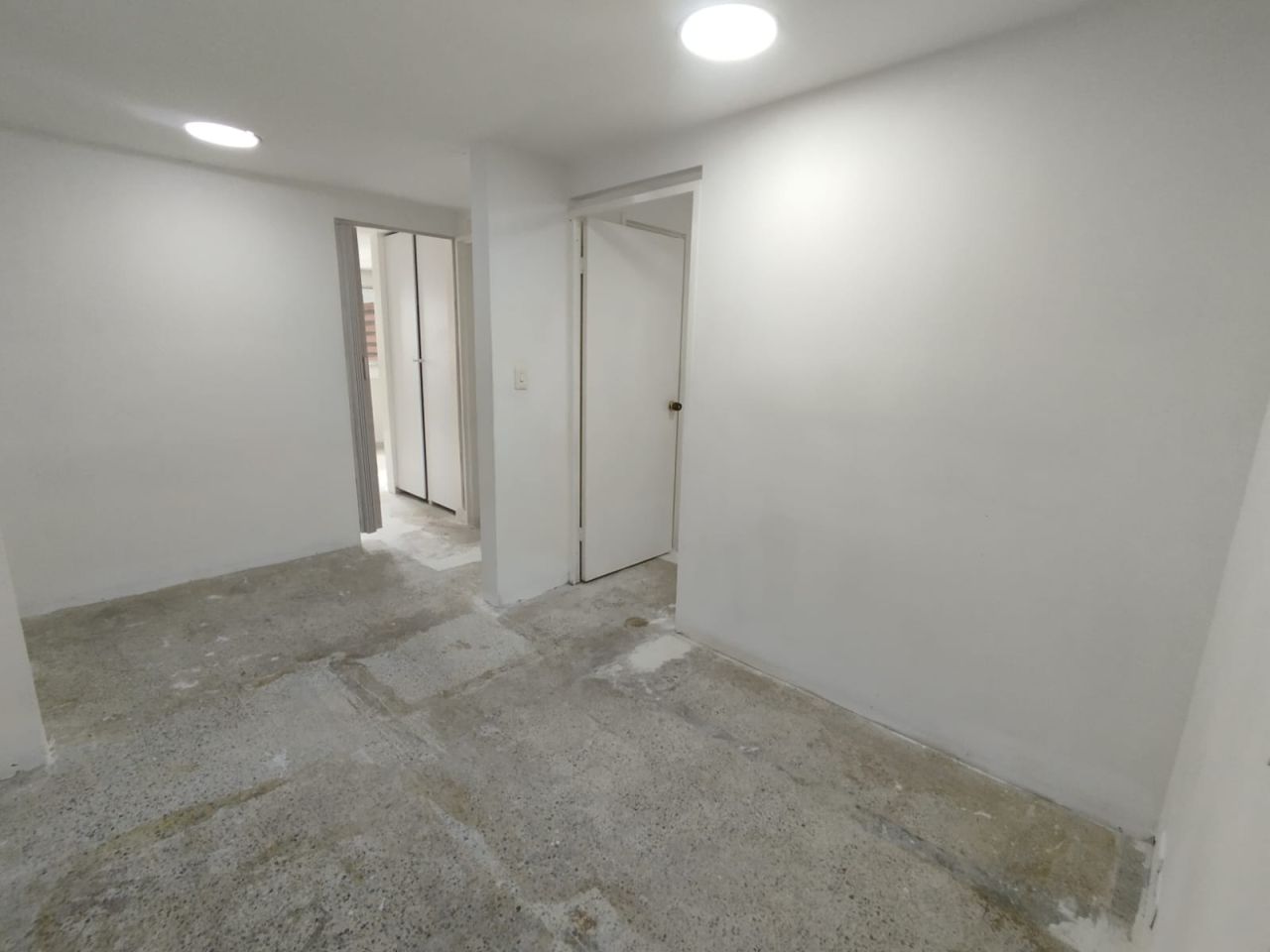 Consultorio en arriendo Antioquia Medellín Colon 30 m2 Habitaciones 0 Baños 1 Garajes 1 Precio $2270000