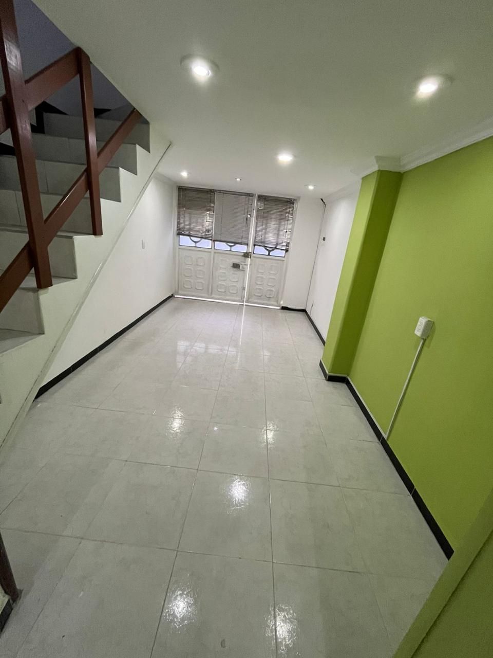 Casa en arriendo Cundinamarca Bogotá Ub Renania 99 m2 Habitaciones 4 Baños 2 Garajes 1 Precio $2000000