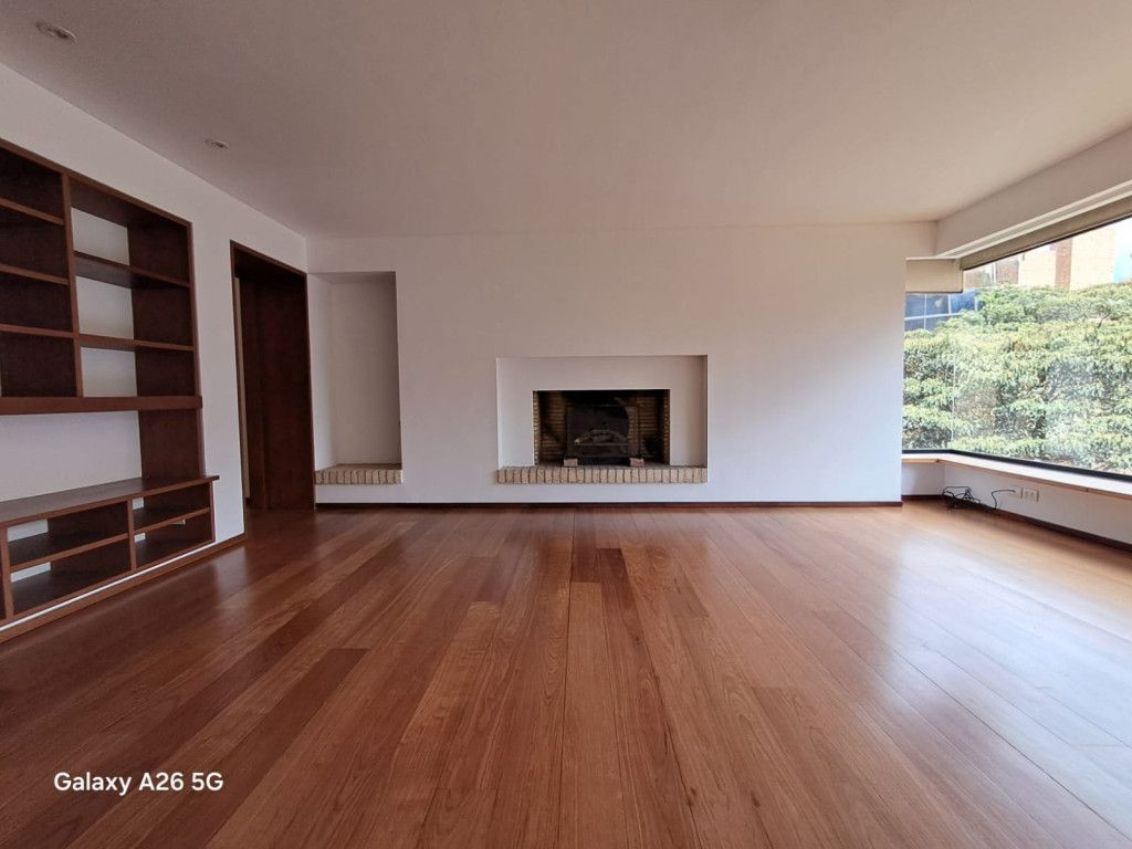 Apartamento en arriendo Cundinamarca Bogotá Chico 152 m2 Habitaciones 3 Baños 3 Garajes 3 Precio $12500000
