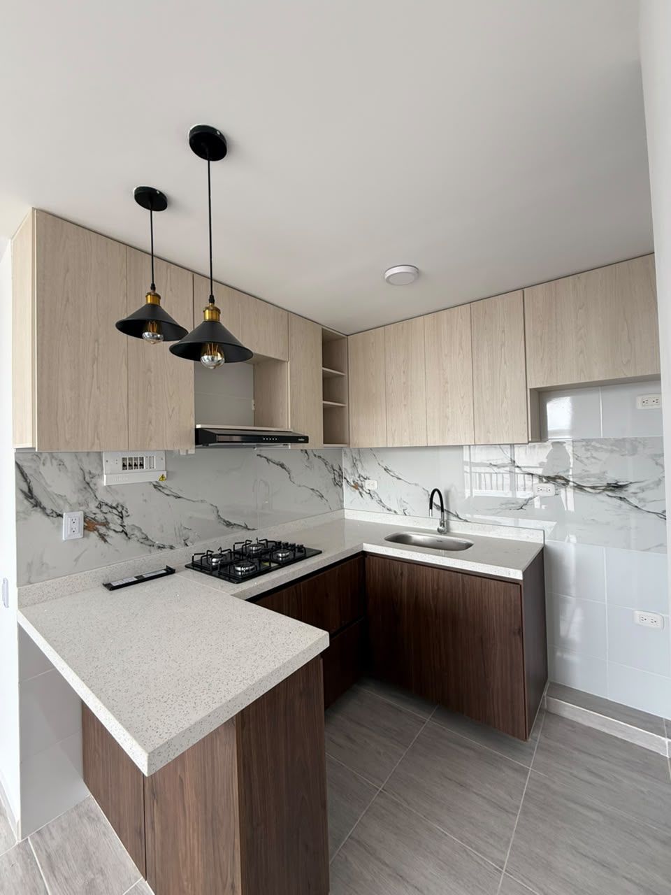 Apartamento en arriendo Tolima Ibagué Hacienda Santa Cruz 45 m2 Habitaciones 2 Baños 1 Garajes 1 Precio $1100000