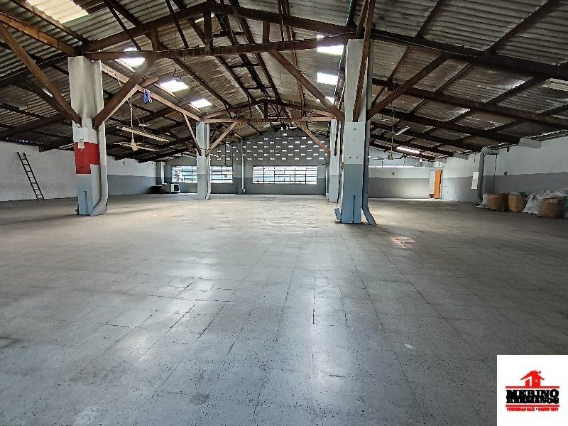 Bodega en arriendo Antioquia Medellín San Diego 600 m2 Habitaciones 0 Baños 6 Garajes 0 Precio $25000000