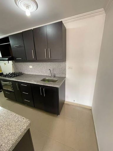 Apartamento en arriendo Antioquia Medellín Cuarta Brigada 70 m2 Habitaciones 3 Baños 2 Garajes 1 Precio $3200000