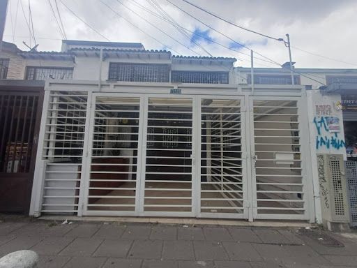 Local en arriendo Cundinamarca Bogotá Normandia Occidental 137 m2 Habitaciones 0 Baños 2 Garajes 0 Precio $4900000