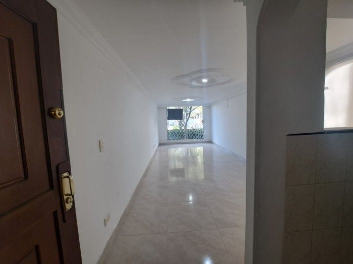 Apartamento en venta Valle Del Cauca Cali Prados Del Norte 75 m2 Habitaciones 3 Baños 2 Garajes 1 Precio $280000000