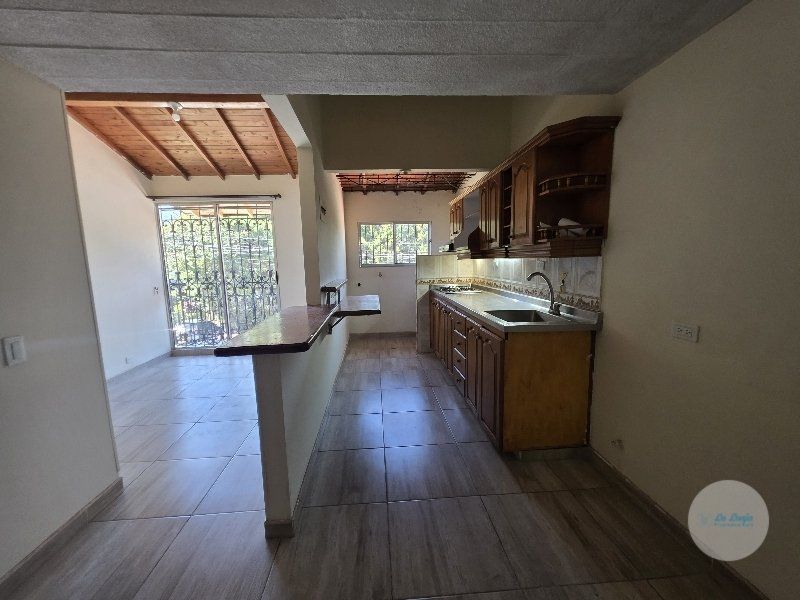 Casa en arriendo Antioquia Bello Urbanización Palmar De Serramonte 110 m2 Habitaciones 4 Baños 2 Garajes 0 Precio $1800000