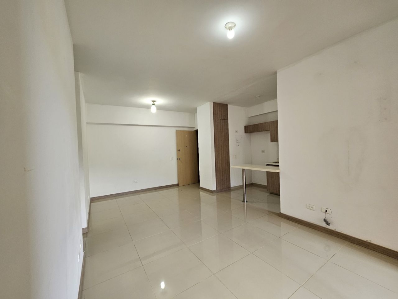 Apartamento en arriendo Antioquia Bello La Navarra 85 m2 Habitaciones 3 Baños 2 Garajes 1 Precio $2750000