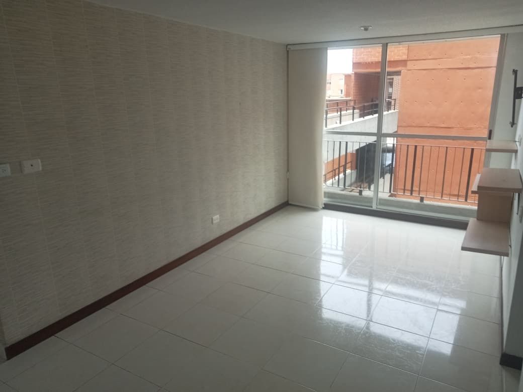 Apartamento en arriendo Antioquia Medellín Santa Rosa De Lima 60 m2 Habitaciones 3 Baños 2 Garajes 1 Precio $2350000