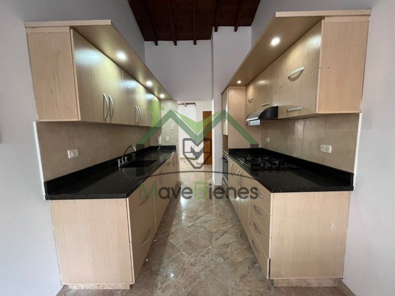Apartamento en arriendo Antioquia Medellín Urbanizacion Villa Del Aburra 115 m2 Habitaciones 3 Baños 2 Garajes 1 Precio $3000000