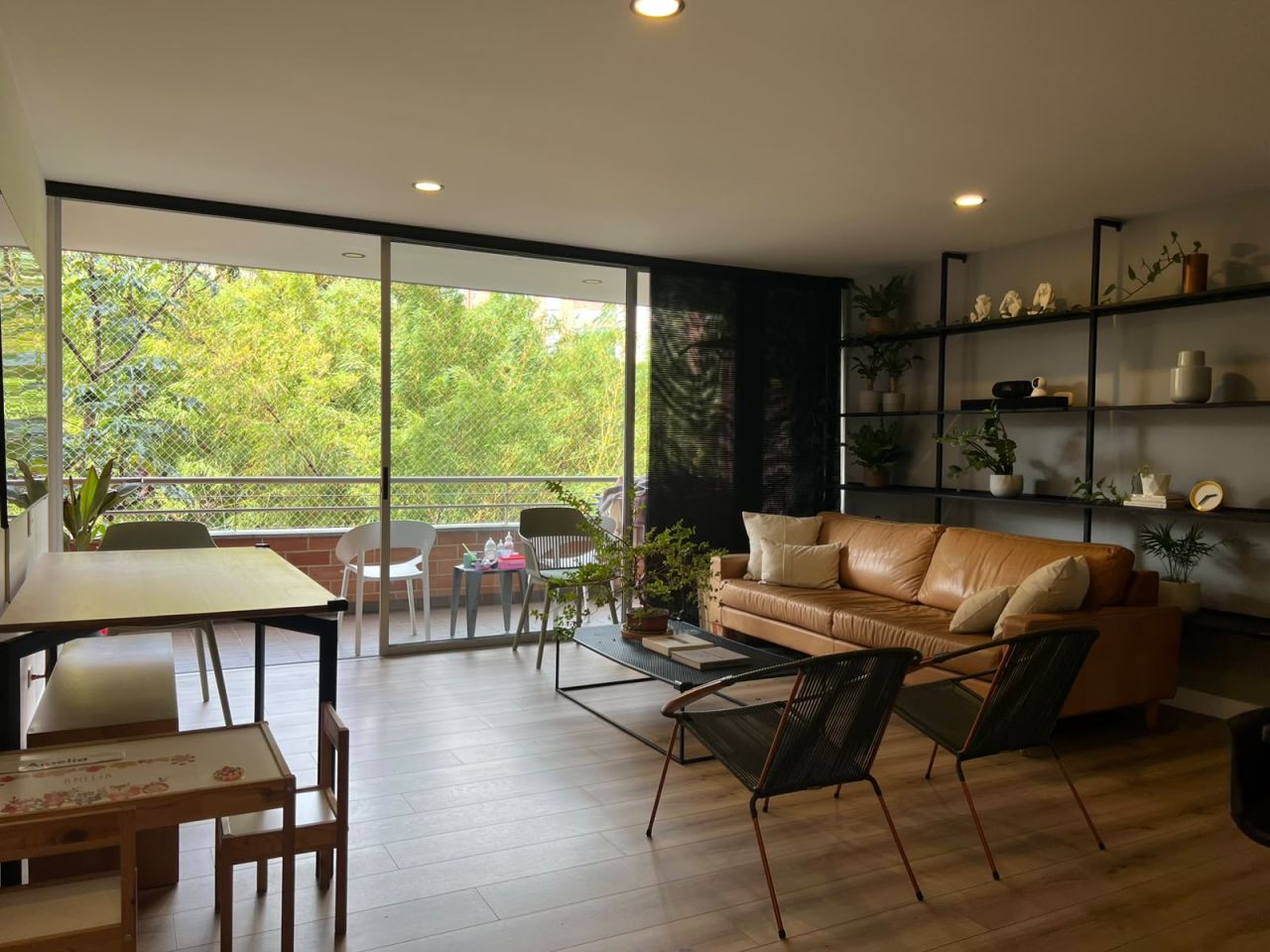 Apartamento en arriendo Antioquia Envigado Bosques De Zúñiga 102 m2 Habitaciones 2 Baños 2 Garajes 2 Precio $4950000