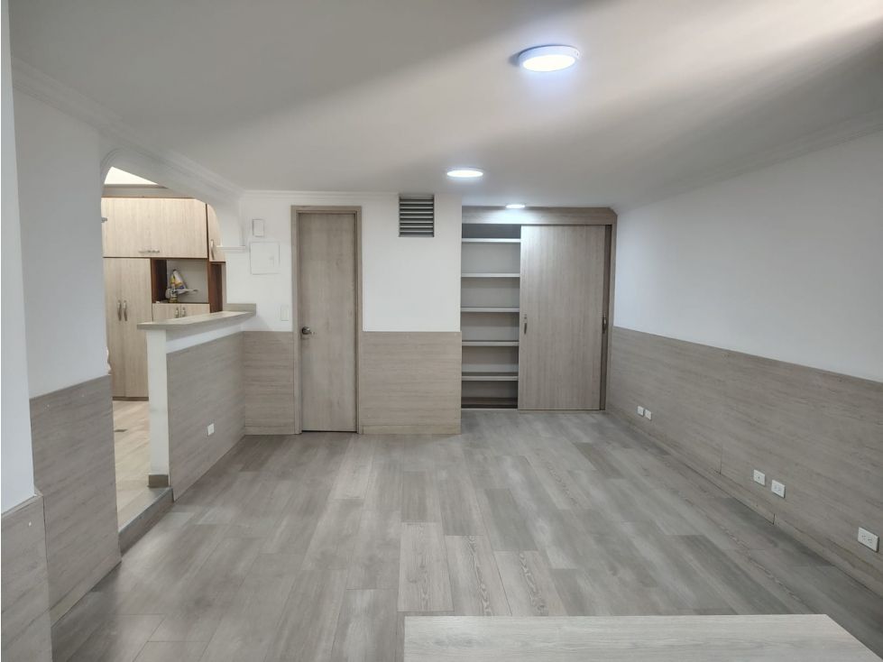 Oficina en arriendo Antioquia Medellín Fatima 30 m2 Habitaciones 0 Baños 1 Garajes 0 Precio $2600000
