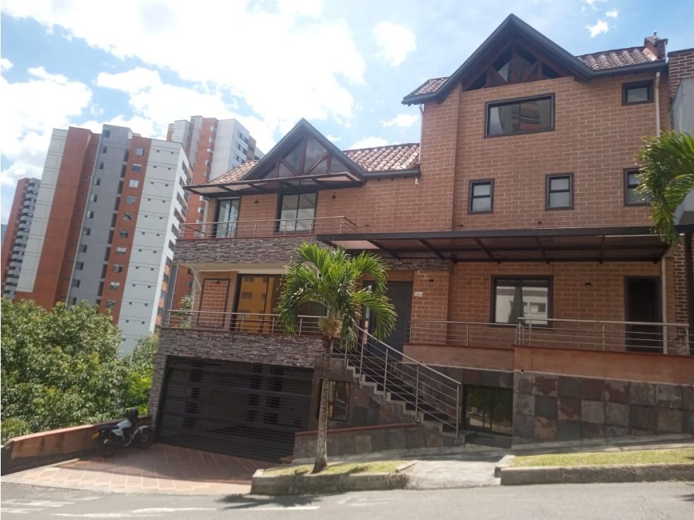 Casa en arriendo Antioquia Sabaneta Vegas De La Doctora 520 m2 Habitaciones 4 Baños 4 Garajes 2 Precio $8500000