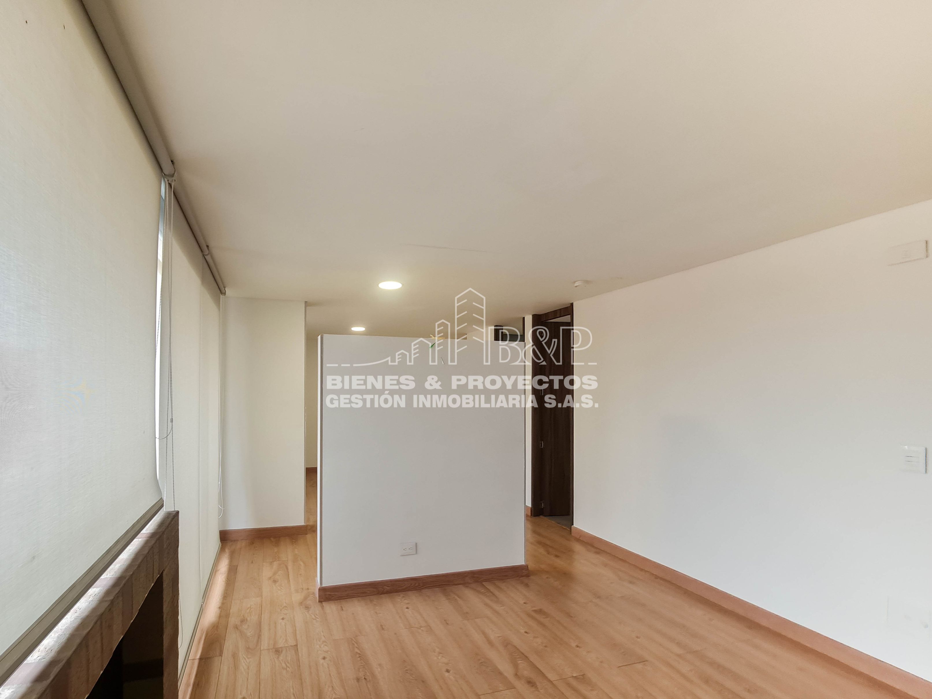 Apartaestudio en arriendo o venta Cundinamarca Chía Cr Villa Laura 65 m2 Habitaciones 1 Baños 2 Garajes 1 Precio venta $440000000 Precio arriendo $2200003
