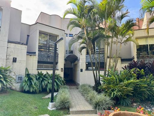 Casa en venta Antioquia Medellín Los Balsos No1 280 m2 Habitaciones 4 Baños 3 Garajes 2 Precio $1500000000