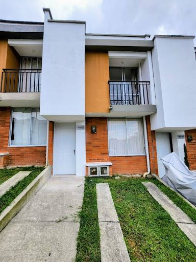 Casa en venta Risaralda Dosquebradas Br Las Violetas 90 m2 Habitaciones 3 Baños 2 Garajes 1 Precio $320000000