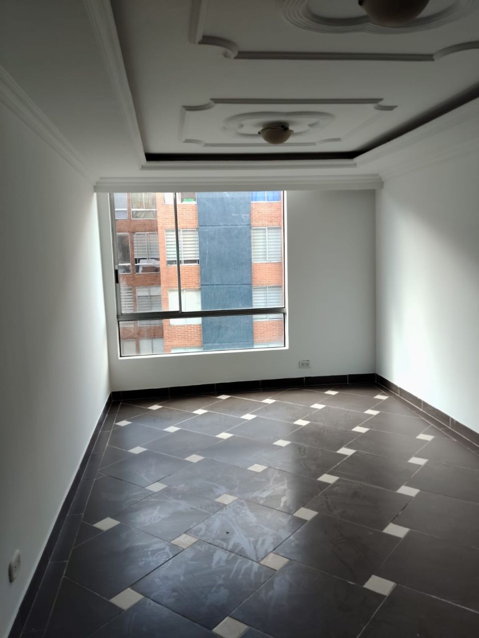 Apartamento en venta Cundinamarca Bogotá Ub Castilla Real 55 m2 Habitaciones 3 Baños 2 Garajes 0 Precio $283000000