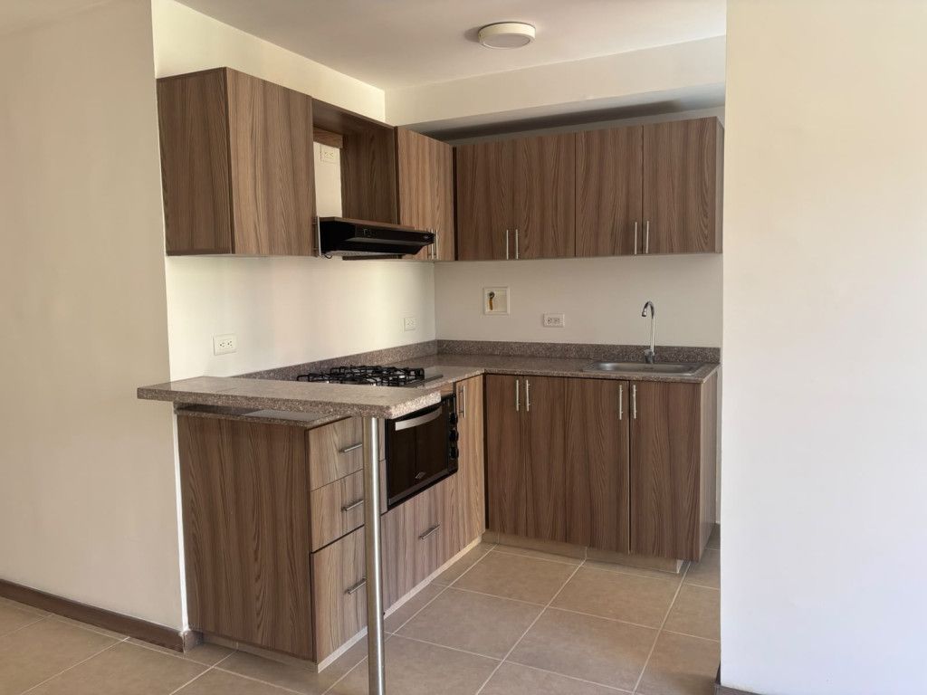 Apartamento en arriendo Antioquia Itagüí Itagüí 68 m2 Habitaciones 3 Baños 2 Garajes 1 Precio $2800000