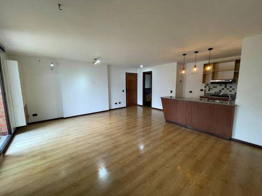 Apartaestudio en arriendo Antioquia Medellín Los Balsos No1 70 m2 Habitaciones 1 Baños 2 Garajes 1 Precio $4000000