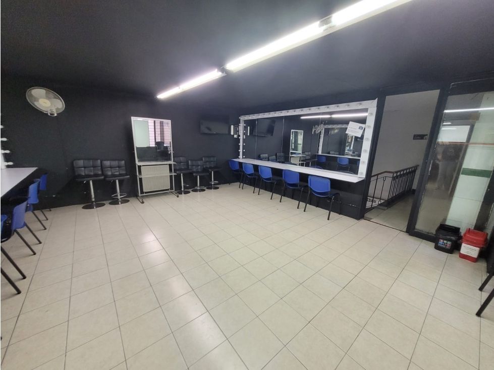 Local en venta Antioquia Medellín La Candelaria 386 m2 Habitaciones 0 Baños 2 Garajes 0 Precio $1750000000