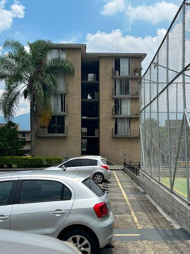 Apartamento en arriendo Antioquia Medellín San Diego 60 m2 Habitaciones 2 Baños 2 Garajes 1 Precio $3200000