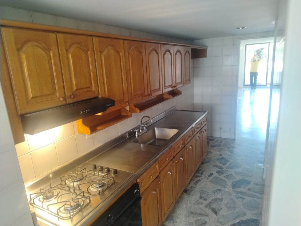 Apartamento en arriendo Antioquia Medellín Las Acacias 120 m2 Habitaciones 3 Baños 3 Garajes 1 Precio $3200000