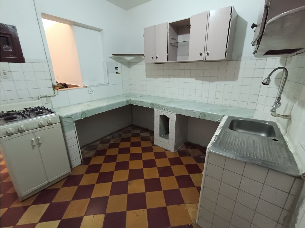 Apartamento en arriendo Antioquia Medellín El Salvador 75 m2 Habitaciones 3 Baños 2 Garajes 0 Precio $2500000