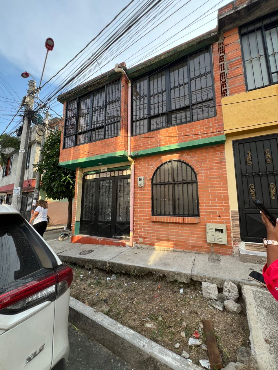 Casa en arriendo Tolima Ibagué Cr Tejares 180 m2 Habitaciones 3 Baños 3 Garajes 1 Precio $1800000
