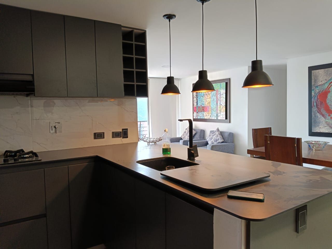 Apartamento en arriendo Antioquia Medellín Los Naranjos 120 m2 Habitaciones 3 Baños 2 Garajes 2 Precio $6900000
