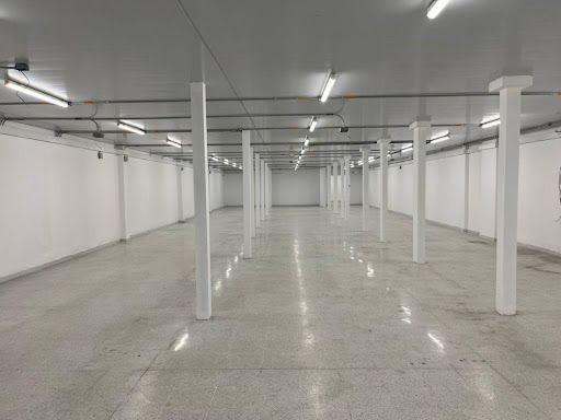 Local en arriendo Antioquia Medellín Cuarta Brigada 350 m2 Habitaciones 0 Baños 1 Garajes 0 Precio $19250000