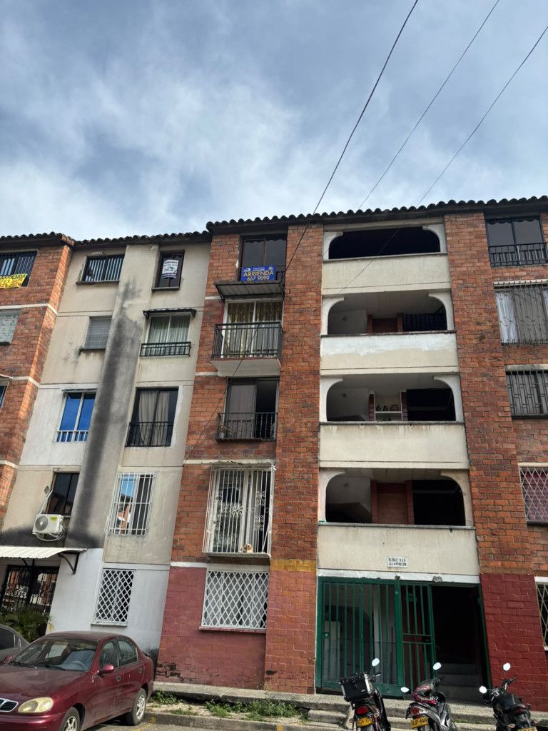 Apartamento en arriendo Valle Del Cauca Cali Los Alcázares 50 m2 Habitaciones 3 Baños 1 Garajes 0 Precio $700000