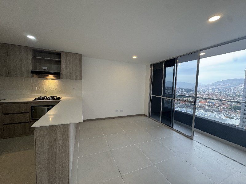 Apartamento en arriendo Antioquia Itagüí Zona Industrial 1 70 m2 Habitaciones 3 Baños 2 Garajes 0 Precio $3000000