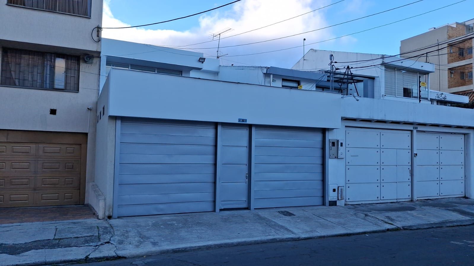 Casa en venta Cundinamarca Bogotá Lisboa 224 m2 Habitaciones 5 Baños 6 Garajes 4 Precio $1490000000